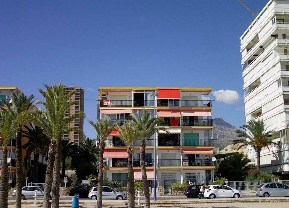 Triton 10A Benidorm Exterior foto