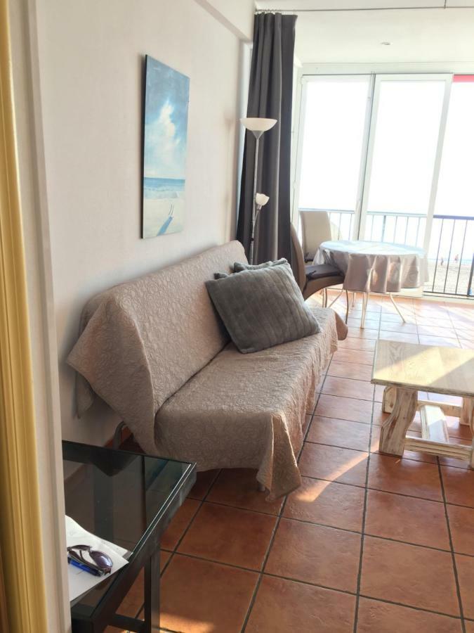 Triton 10A Benidorm Exterior foto