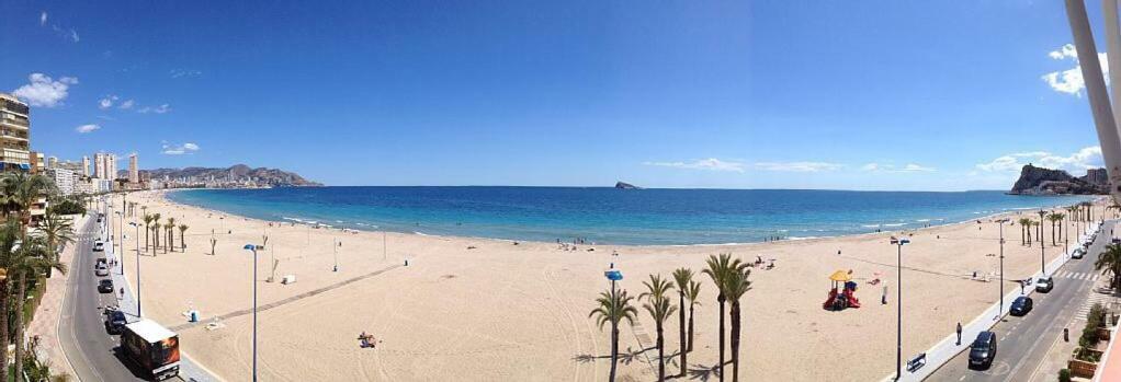 Triton 10A Benidorm Exterior foto