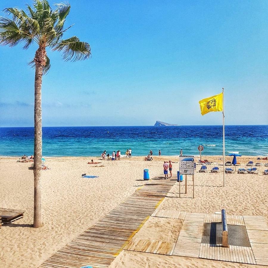 Triton 10A Benidorm Exterior foto